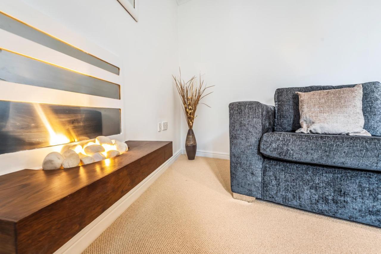 Saughton Suite With Views Of Water Of Leith Edinburg Exteriör bild
