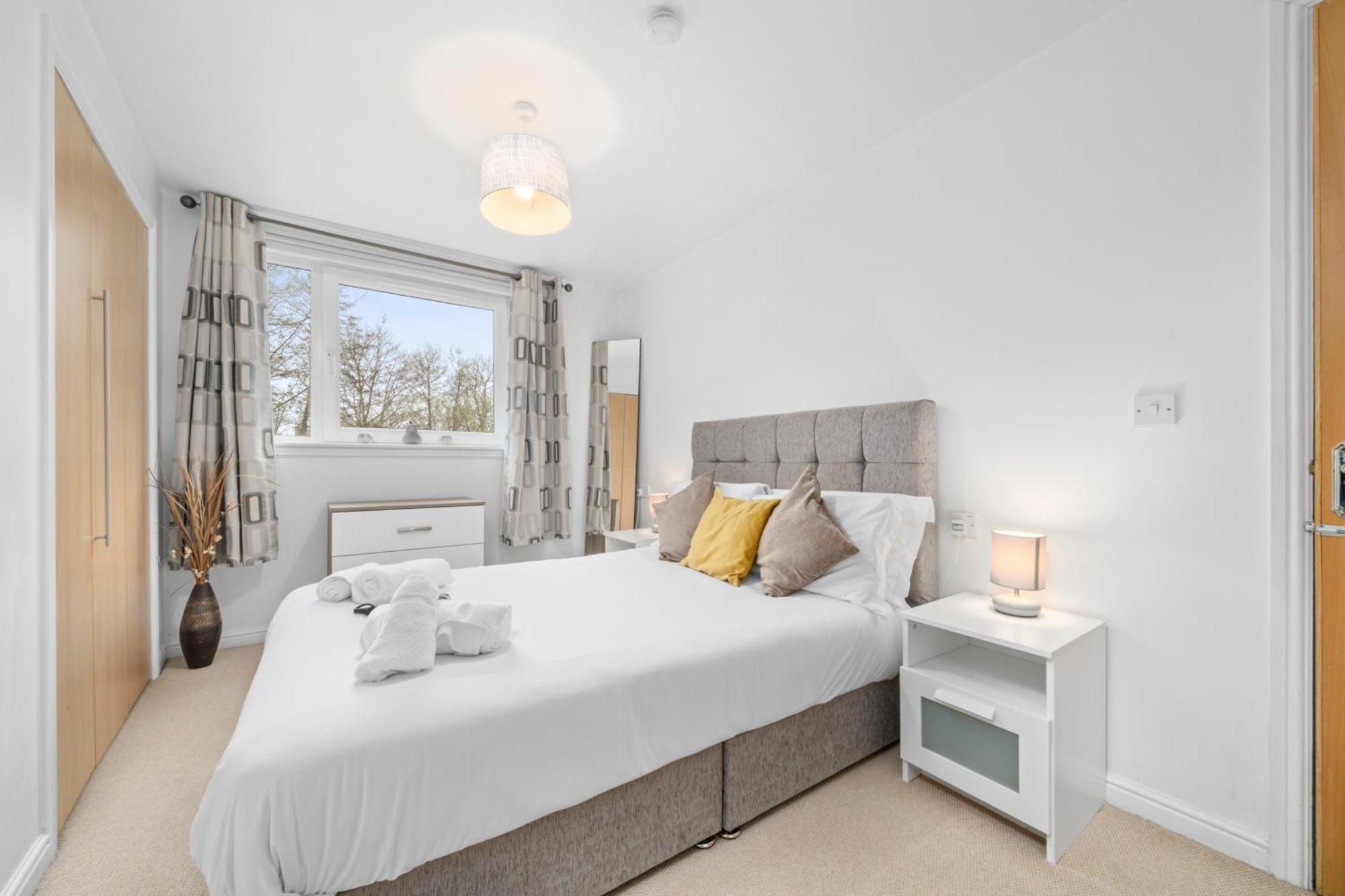 Saughton Suite With Views Of Water Of Leith Edinburg Exteriör bild